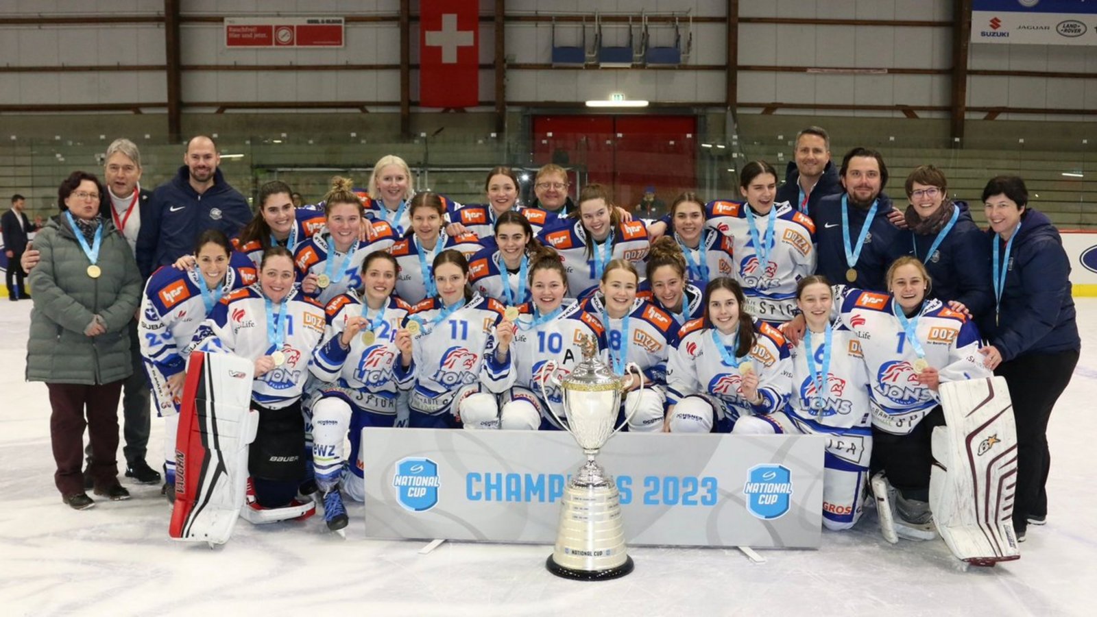 Die ZSC Lions Frauen sind Cupsiegerinnen 22/23